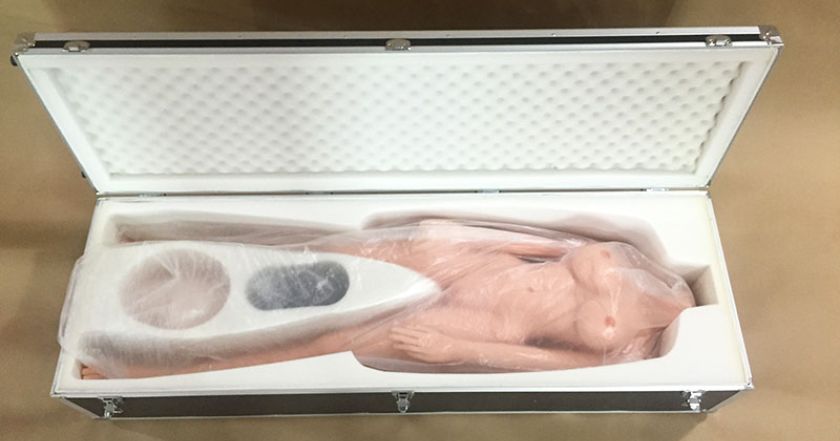 How to use sex doll at home and keep it protected in a soft storage bag to avoid damage