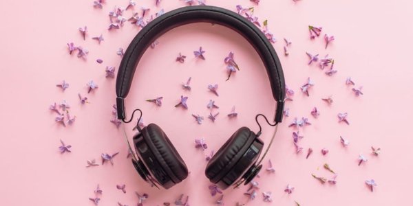 What Does "Masturbating Without Porn" Mean